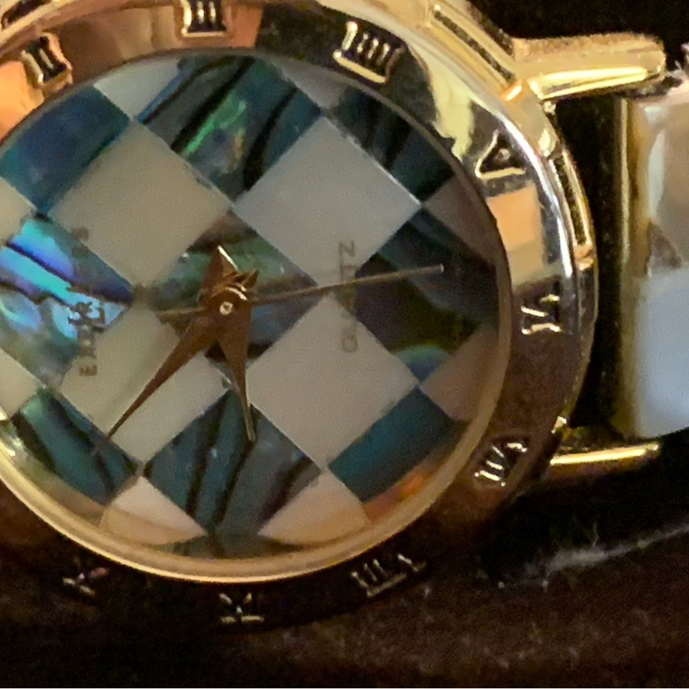 LA Express Watch - Picture 2 of 4